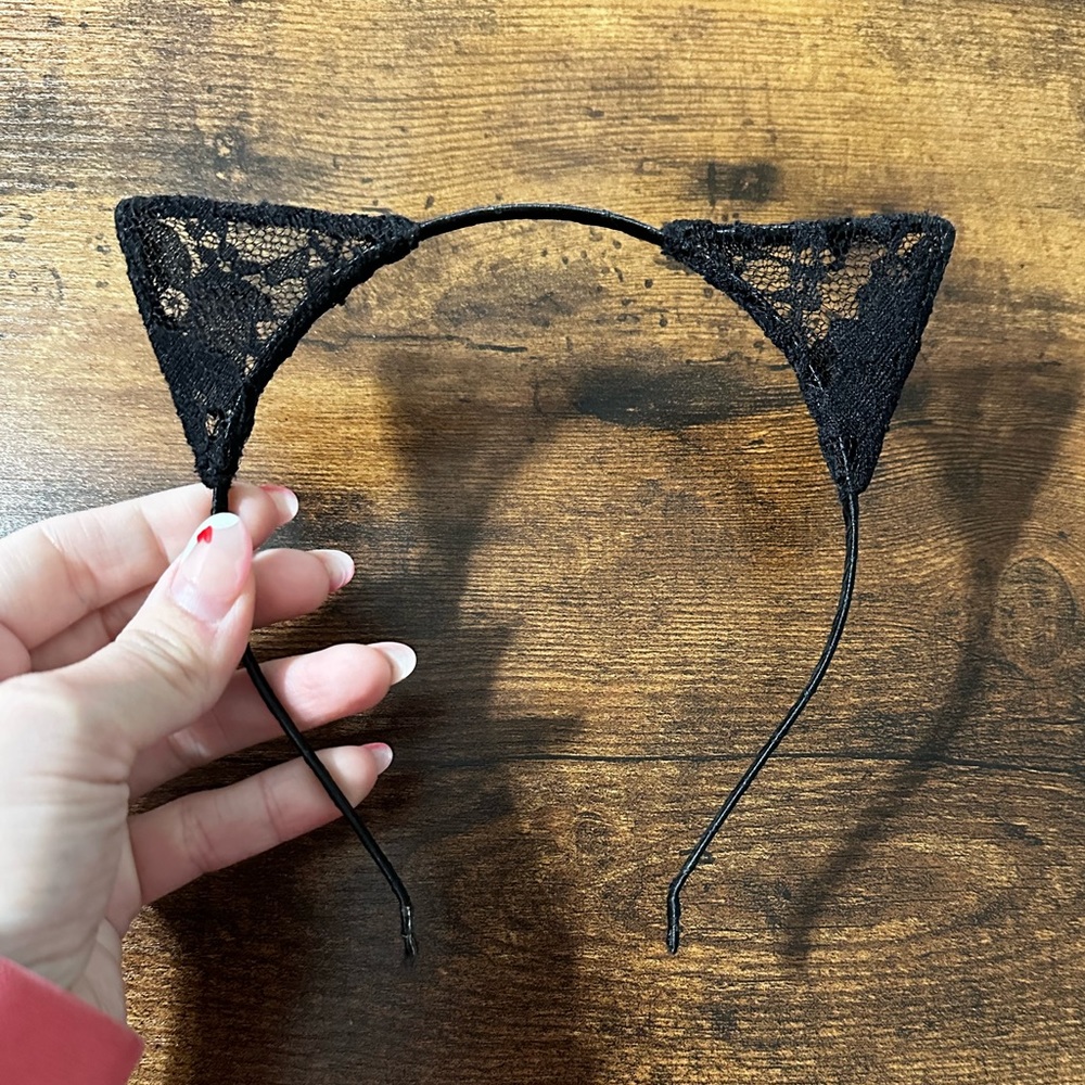 Ariana Grande x Lipsy London Headband